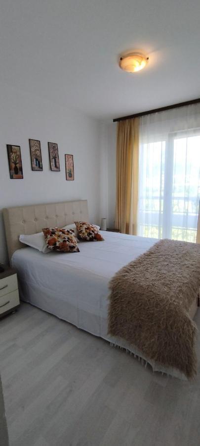Royal Apartment Bar Bagian luar foto