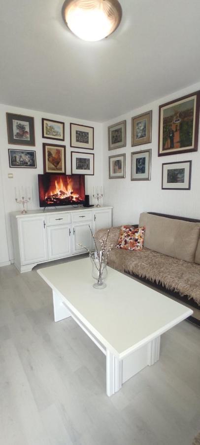 Royal Apartment Bar Bagian luar foto